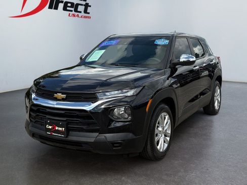 Used 2022 Chevrolet TrailBlazer LS FWD image 3