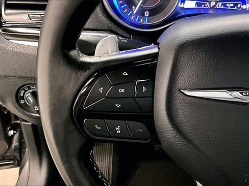 Used 2021 Chrysler 300 S image 11