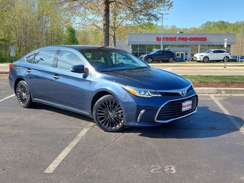 Used 2016 Toyota Avalon Touring image 2