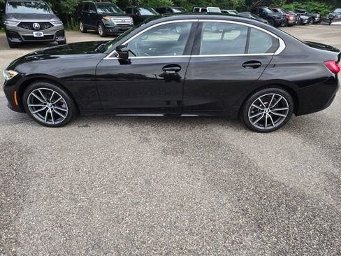 Used 2020 BMW 330i xDrive Sedan w/ Convenience Package AWD/4WD image 2