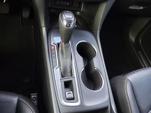 Used 2021 Chevrolet Equinox Premier image 17