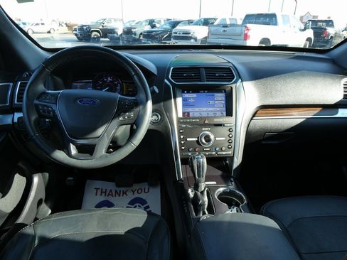 Used 2018 Ford Explorer Limited w/ Equipment Group 301A image 24