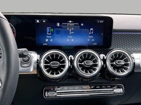 Certified 2025 Mercedes-Benz GLB 250 250 image 12