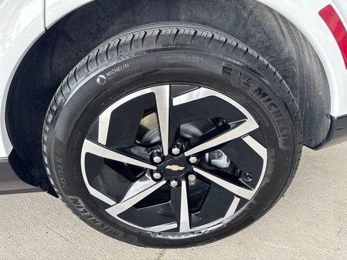 Used 2024 Chevrolet Equinox EV LT AWD/4WD image 26
