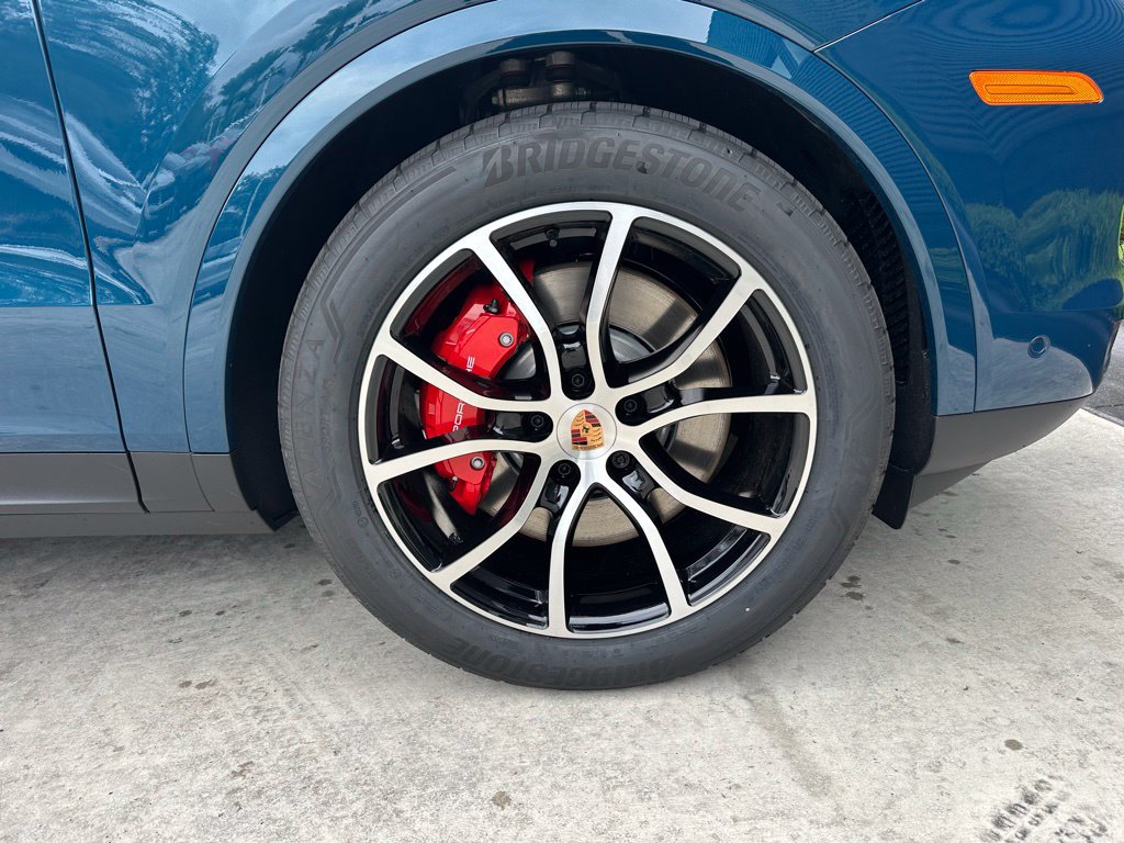 Certified 2026 Porsche Cayenne S AWD/4WD image 15