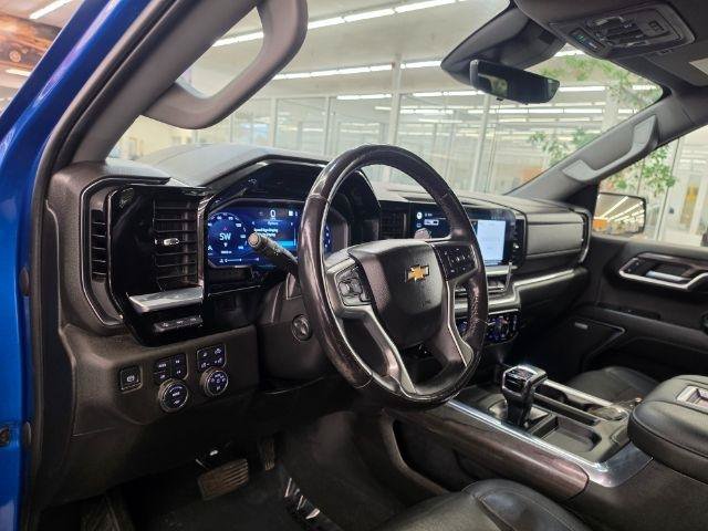 Used 2022 Chevrolet Silverado 1500 LTZ w/ Technology Package AWD/4WD image 8