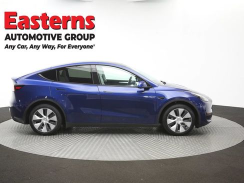 Used 2023 Tesla Model Y Long Range AWD/4WD image 41
