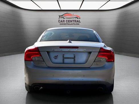 Used 2013 Volvo C70 T5 image 4
