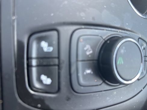 Used 2023 GMC Terrain SLT FWD image 21