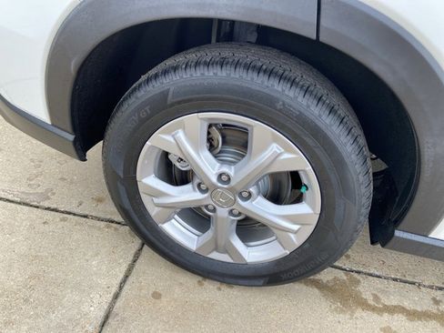 Used 2024 Honda HR-V LX image 31