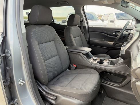 Used 2023 GMC Acadia SLE w/ Driver Convenience Package image 31