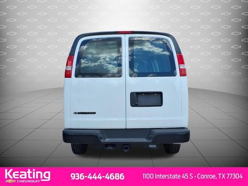 New 2025 Chevrolet Express 3500 Extended w/ Driver Convenience Package RWD image 7