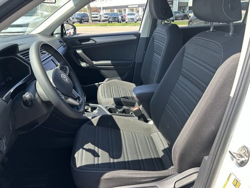 Certified 2022 Volkswagen Tiguan S image 21