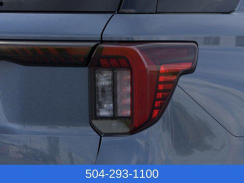 New 2026 Ford Explorer Active RWD image 23