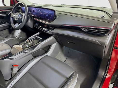 Certified 2025 Buick Envision Preferred image 28