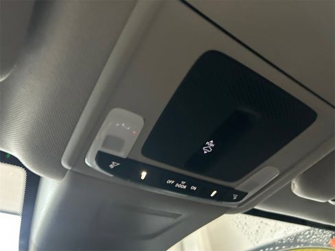 Used 2024 Honda CR-V EX-L image 30