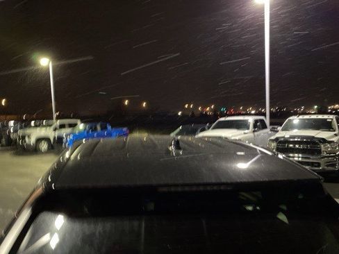 Used 2022 Toyota RAV4 LE image 7