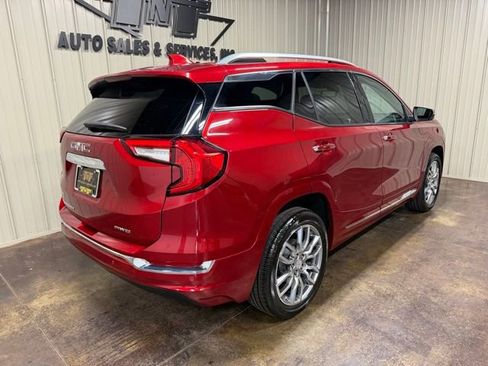 Used 2023 GMC Terrain Denali AWD/4WD image 8