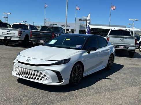 Used 2025 Toyota Camry XSE w/ Premium Package FWD image 8