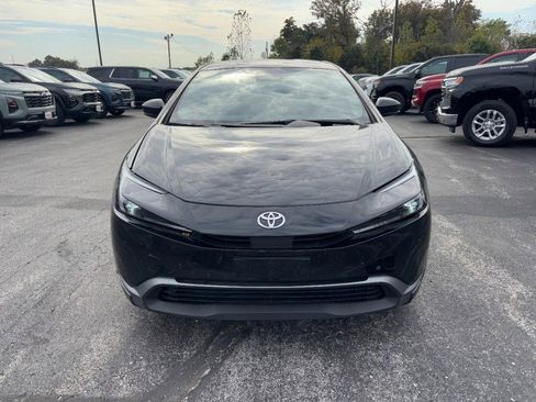 Used 2024 Toyota Prius LE image 9