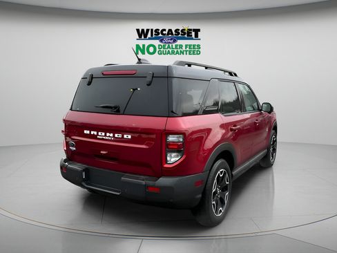 Certified 2025 Ford Bronco Sport Outer Banks w/ Outer Banks Tech Package+ AWD/4WD image 31