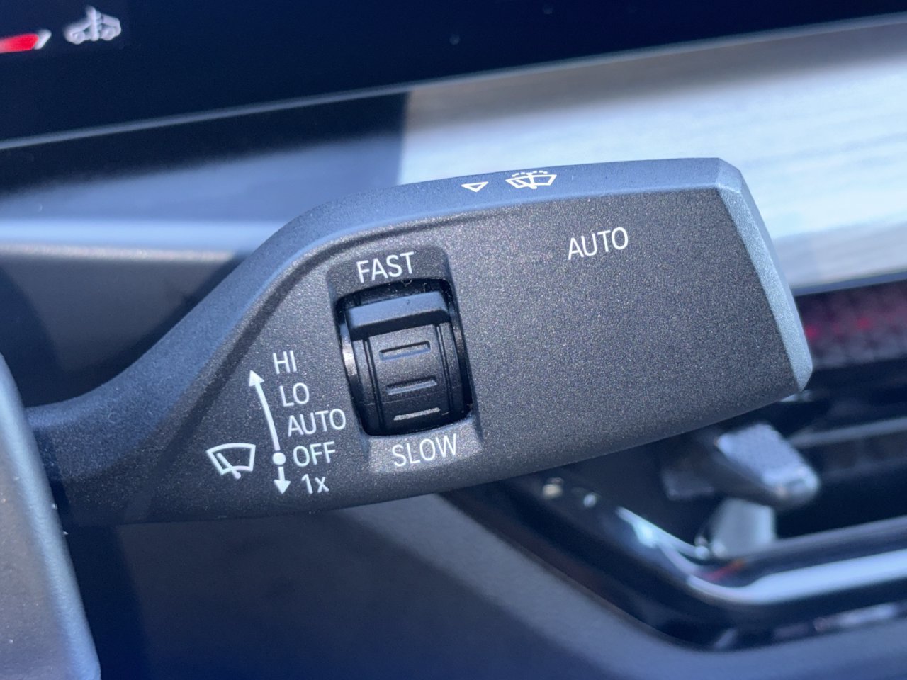 Used 2025 BMW 330i Sedan RWD image 10