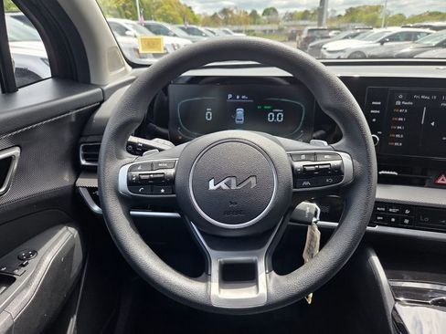 Used 2023 Kia Sportage LX AWD/4WD image 14