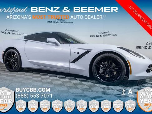 Used 2019 Chevrolet Corvette Stingray image 1