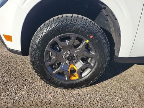 New 2026 Ford Maverick Tremor image 34