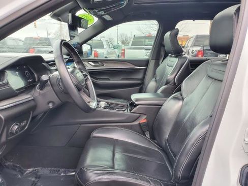 Used 2021 Jeep Grand Cherokee L Overland w/ Luxury Tech Group IV image 6