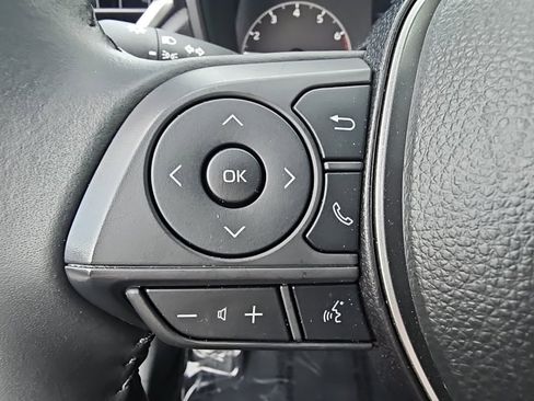 Used 2025 Toyota Corolla Cross AWD Hybrid image 16