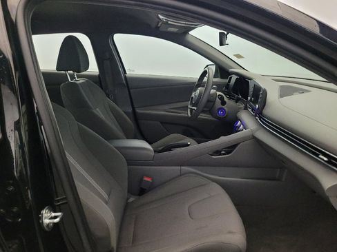 Used 2021 Hyundai Elantra SE w/ Cargo Package FWD image 21
