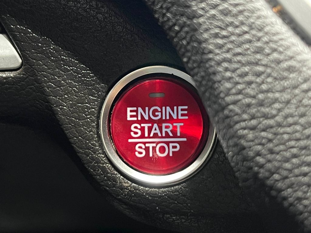 Used 2016 Acura TLX FWD image 21