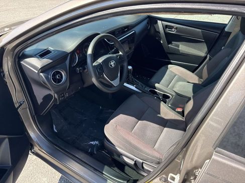 Used 2019 Toyota Corolla LE image 9