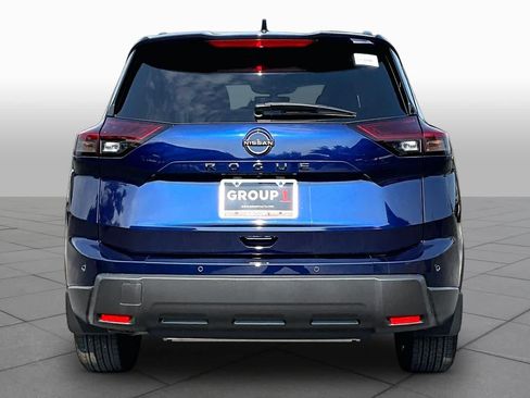 New 2026 Nissan Rogue Dark Armor FWD image 4