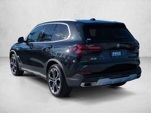 Certified 2026 BMW X5 sDrive40i image 8