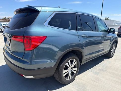 Used 2018 Honda Pilot EX image 2