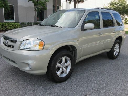 Used 2005 MAZDA Tribute s w/ Package 2 image 1