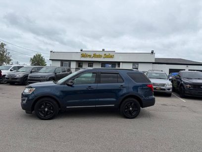 Used 2017 Ford Explorer XLT w/ Equipment Group 202A