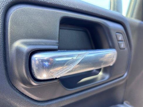 Used 2022 Chevrolet Silverado 1500 Custom RWD image 9