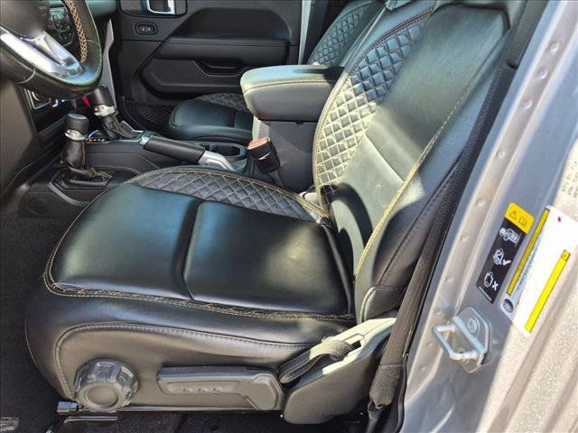 Used 2021 Jeep Wrangler Unlimited Sahara AWD/4WD image 15