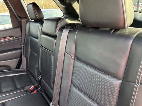 Used 2020 Jeep Grand Cherokee Overland AWD/4WD image 24