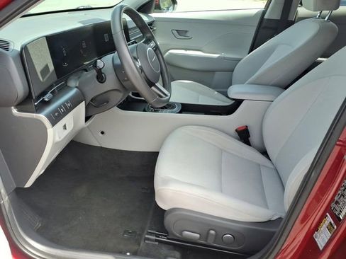 Used 2025 Hyundai Kona SEL image 20