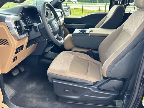 Used 2023 Ford F150 XLT AWD/4WD image 11