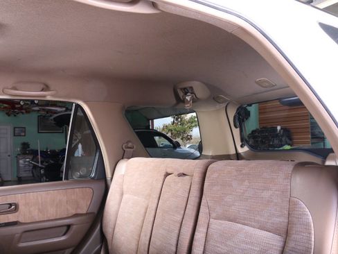 Used 2002 Honda CR-V LX image 25