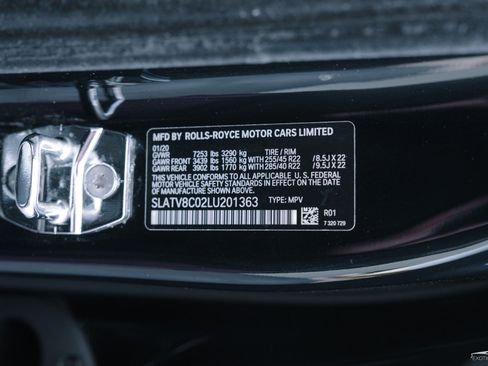 Used 2020 Rolls-Royce Cullinan Black Badge AWD/4WD image 47
