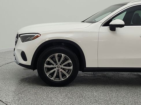 Certified 2025 Mercedes-Benz GLC 300 image 39