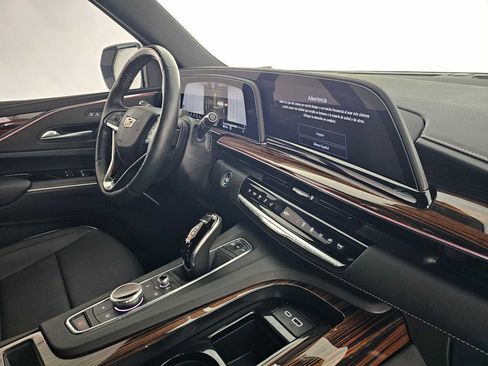 Used 2023 Cadillac Escalade Premium Luxury w/ Performance Package image 11