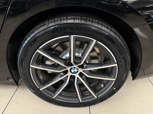 Used 2019 BMW 330i Sedan w/ Convenience Package image 26