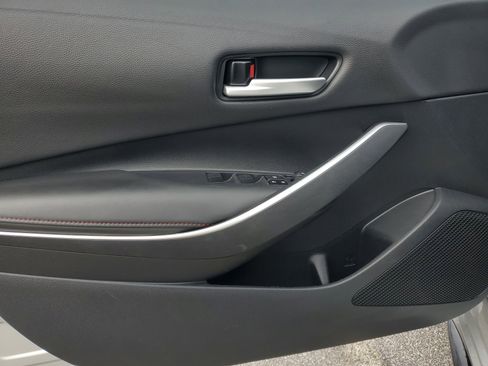 Certified 2024 Toyota Corolla SE image 18